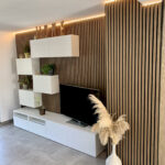 Wohnzimmer Modernisiert Mit Led Beleuchtung Und Akustikpaneelen Intended For Led Wohnzimmer
