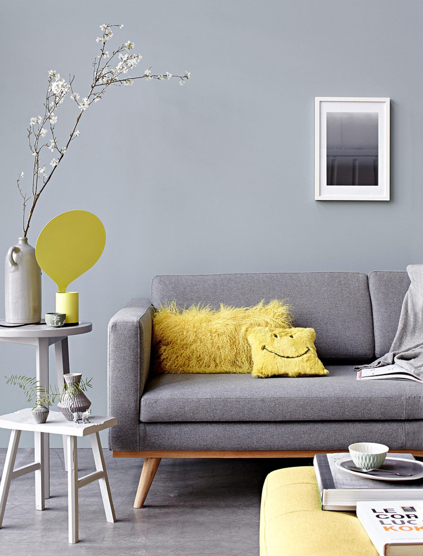 Gelbe Akzente Peppen Die Sitzecke Auf - Bild 3 - [Schöner Wohnen] throughout Wohnzimmer Grau Gelb